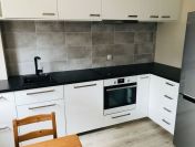 2pok, 38met, Promenady Wrocławskie BALKON/KOMÓRKA (Wrocław)