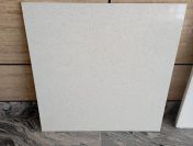 Konglomerat kwarcowy BLANCO CAMELIA 60x60x1,2 poler