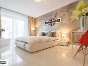 1pok, 30met, okolice Szybkiej BALKON/WINDA/2011 (Wrocław)