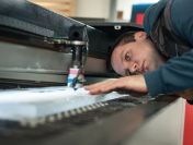 Operator lasera bez znajomości języka niemieckiego (Schwabsoien-EZ-DPK-DE)