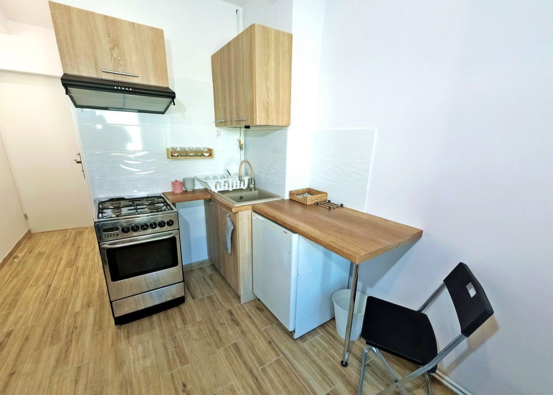 1pok, 16met, ul. Sienkiewicza PIWNICA (Wrocław) Wrocław - Plac Grunwaldzki - Obraz nr 3