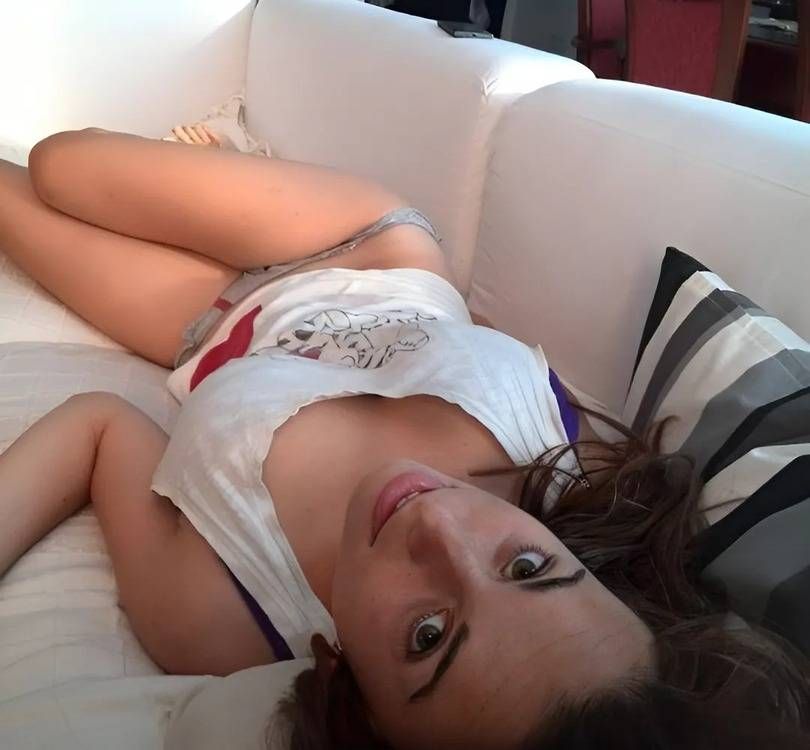 Mężatka szuka odskoczni dyskretnie  - Zdjęcie 1