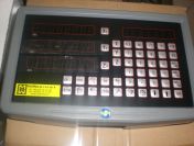 Układ pomiarowy jedno osiowy do tokarki TR 70B o długości toczenia 5000 mm