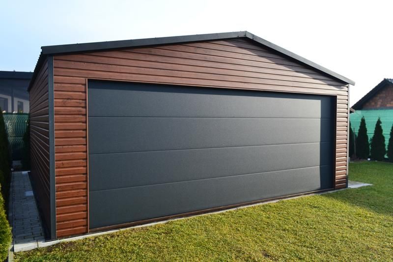 Garaże drewnopodobne i akrylowe 6m x 6m z blachodachówką  - Zdjęcie 1