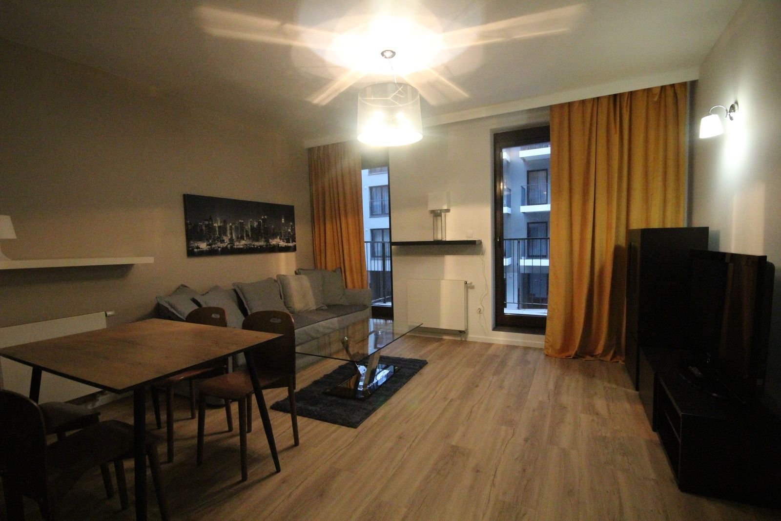 2pok, 46met, okolice Szybkiej BALKON/KOMÓRKA/GARAŻ/WINDA (Wrocław) Wrocław - Przedmieście Oławskie - Zdjęcie 1