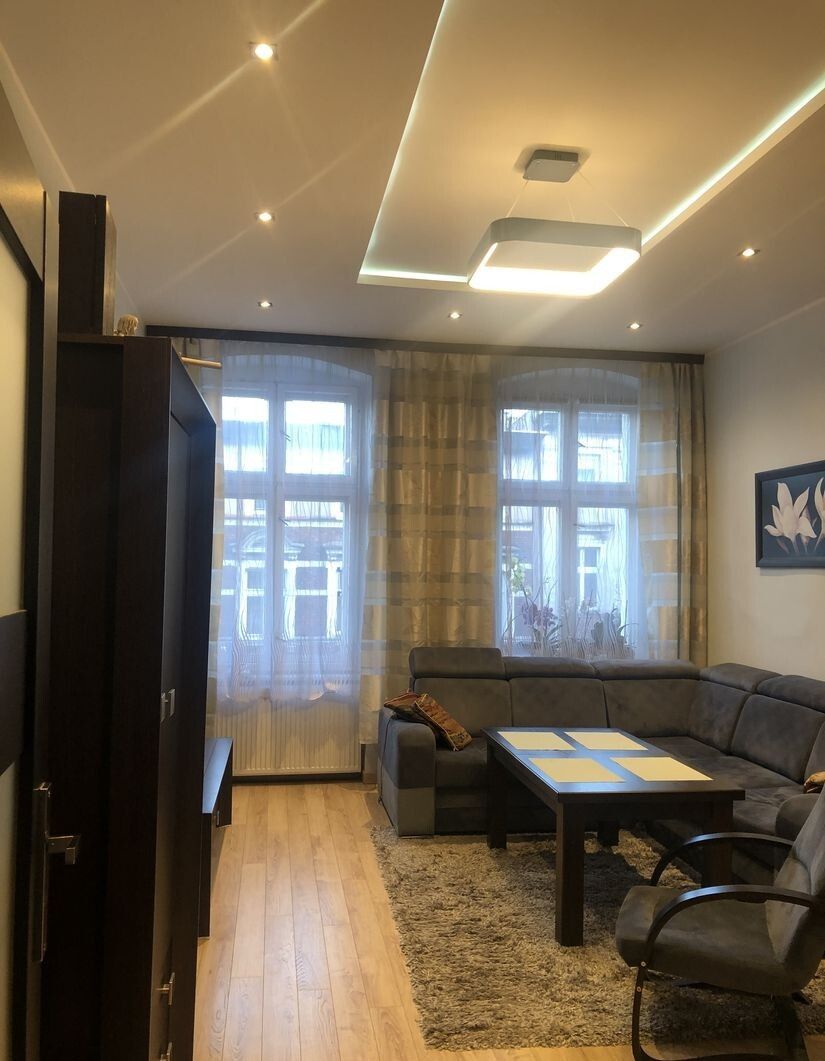 2pok, 53met, okolice pl. Św. Macieja ROZKŁAD/PIWNICA (Wrocław) Wrocław - Nadodrze - Zdjęcie 1