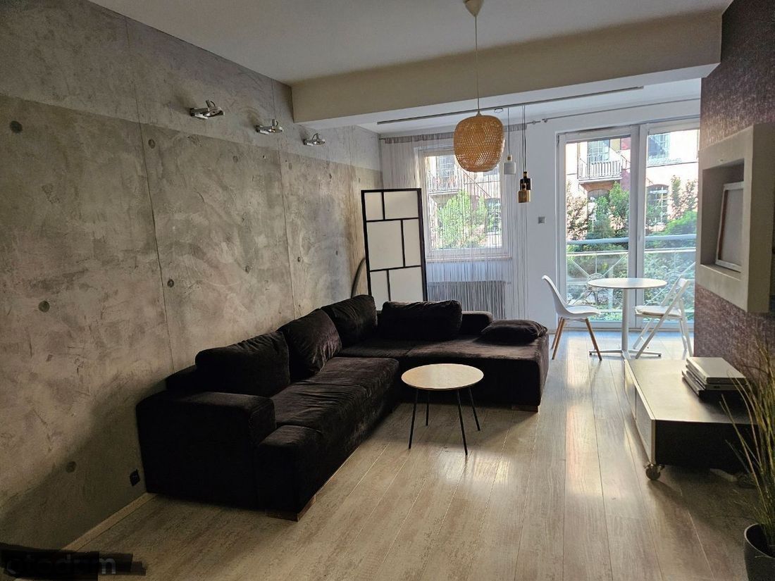 2pok, 48met, Okolice Legnickiej KOMÓRKA/2006 (Wrocław) Wrocław - Szczepin - Zdjęcie 1