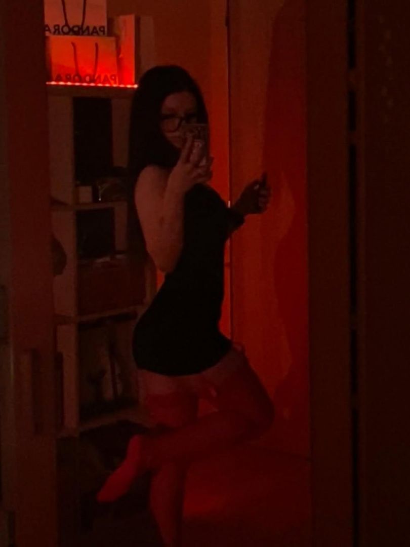 Młoda chętna na pewno i twardego 😛 Wrocław - Zdjęcie 1