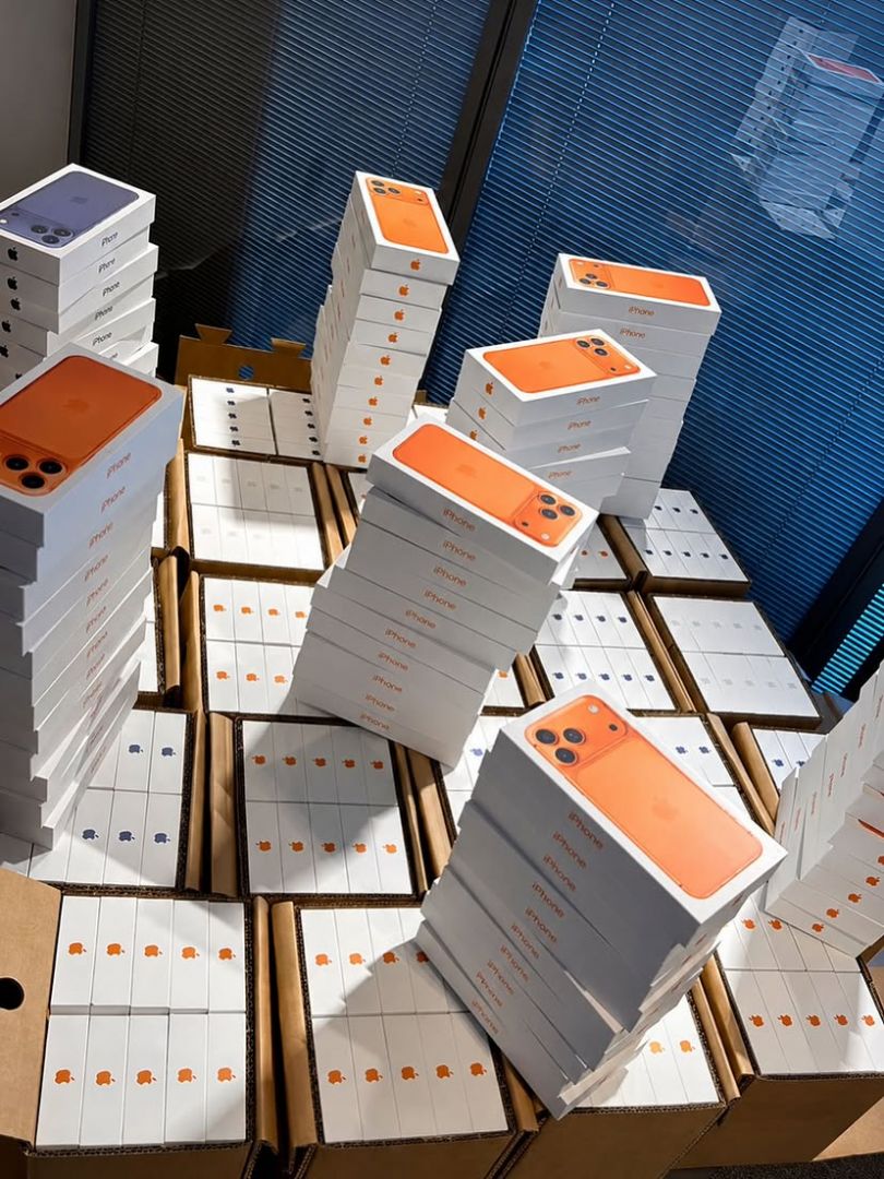 WWW.BULKPHSALES.COM Nowy Apple iPhone 17 pro max,  iPhone 17 pro Olbin - Zdjęcie 1